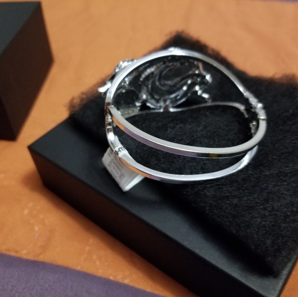 Bangle - Picture 2 of 3